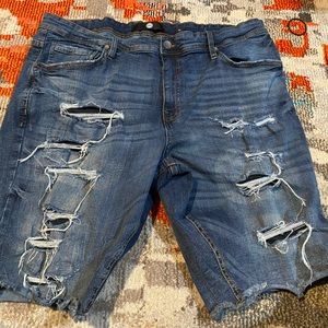 Jordan Craig Disstressed jean shorts size 42 blue